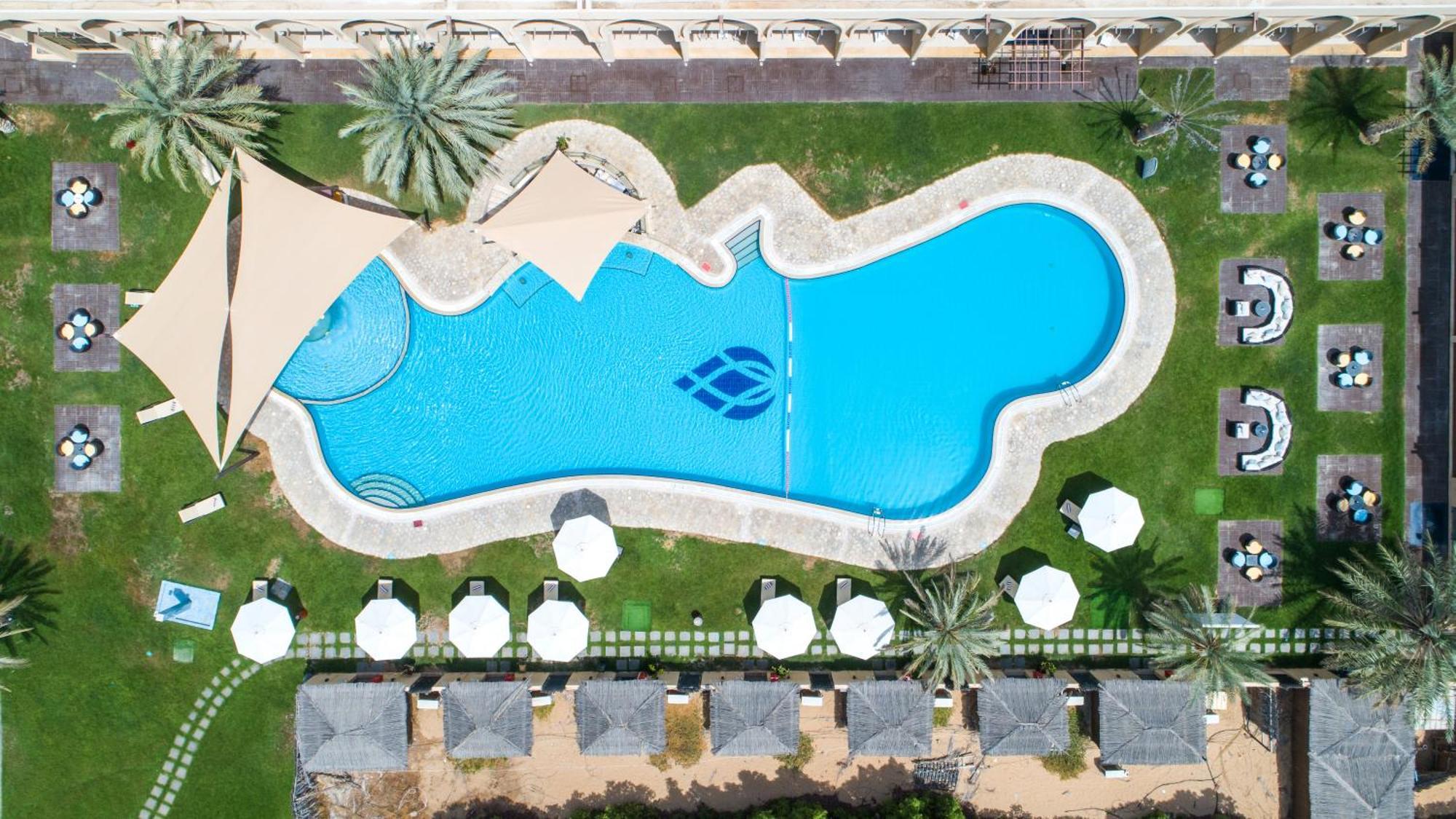 Western Hotel - Madīnat Zāyid Exteriör bild